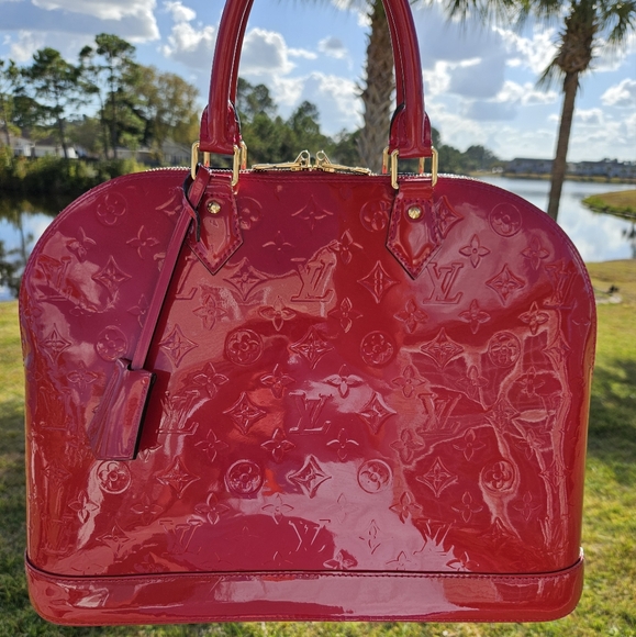 Louis Vuitton Hand Bag - Alma GM - Red Vernis - Picture 3 of 17